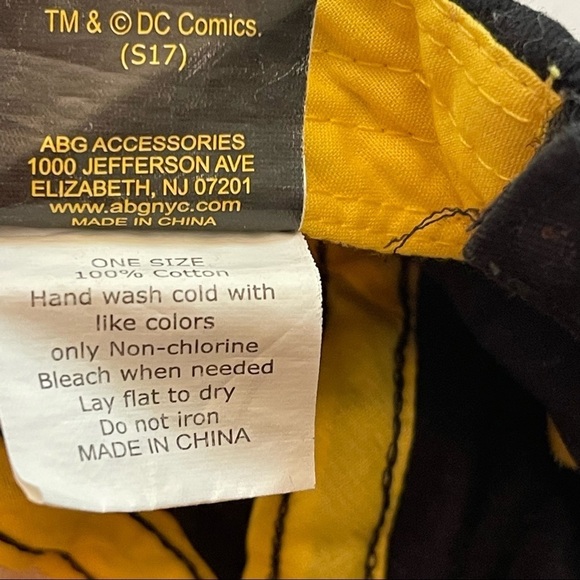 TM & DC Comics Batman Kids Size Small - Picture 8 of 9